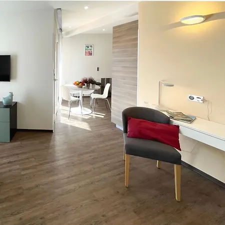 Appartement Provenzalisches Am In Ruhiger Lage- By Interhome